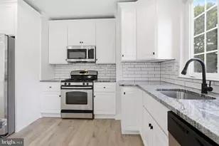 924 7th Ave, Prospect Park, PA 19076 - Photo 15
