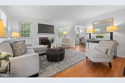 238 Barcladen Circle, Bryn Mawr, PA 19010 - Photo 5