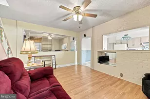 219 Irving St, Marcus Hook, PA 19061 - Photo 3