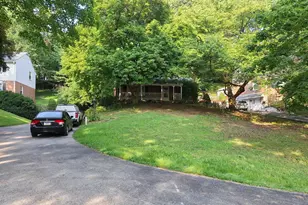 521 Woodland Ave, Springfield, PA 19064 - Photo 3
