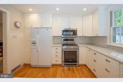 646 Beechwood Drive, Havertown, PA 19083 - Photo 13