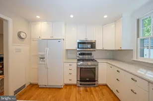 646 Beechwood Dr, Havertown, PA 19083 - Photo 13