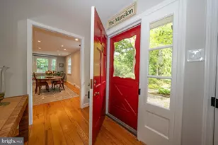 646 Beechwood Dr, Havertown, PA 19083 - Photo 3