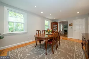 646 Beechwood Dr, Havertown, PA 19083 - Photo 9