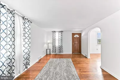 321 Jansen Avenue, Essington, PA 19029 - Photo 5