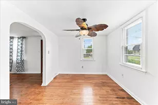 321 Jansen Ave, Essington, PA 19029 - Photo 7