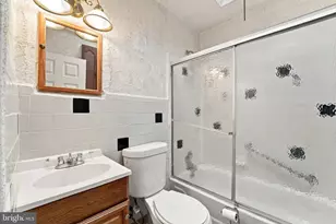 7102 Stockley Rd, Upper Darby, PA 19082 - Photo 11