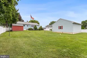 132 Edgewood Ln, Brookhaven, PA 19015 - Photo 25
