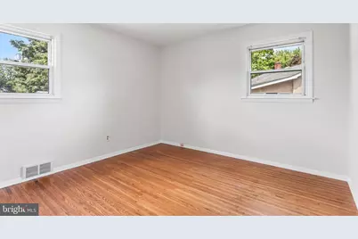 132 Edgewood Lane, Brookhaven, PA 19015 - Photo 15