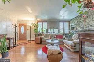 2135 Maclarie Ln, Broomall, PA 19008 - Photo 7