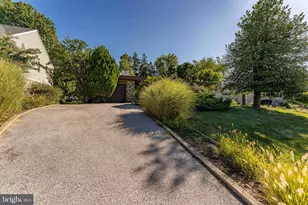 2135 Maclarie Ln, Broomall, PA 19008 - Photo 3