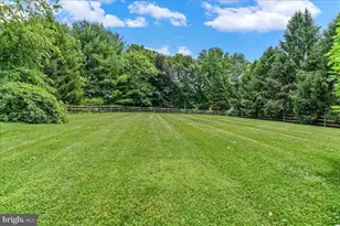 39 Maple Ln, Glen Mills, PA 19342 - Photo 11