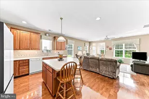 3443 W Branch Ln, Garnet Valley, PA 19060 - Photo 9