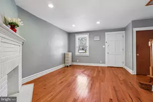 7046 Clover Ln, Upper Darby, PA 19082 - Photo 5