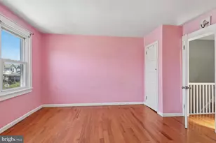 7046 Clover Ln, Upper Darby, PA 19082 - Photo 13