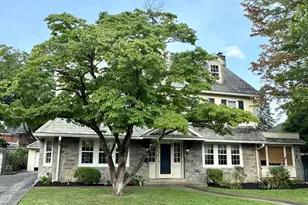 437 Hampshire Rd, Drexel Hill, PA 19026 - Photo 3