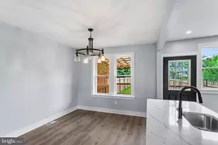 9 Maple St, Marcus Hook, PA 19061 - Photo 5