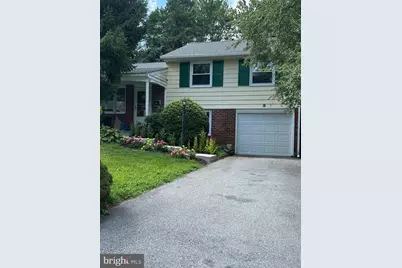 6 Glenwood Circle, Aldan, PA 19018 - Photo 1