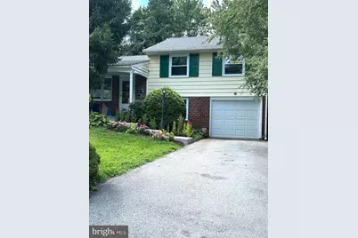 6 Glenwood Circle, Aldan, PA 19018 - Photo 1