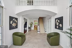 637 Heather Ln, Bryn Mawr, PA 19010 - Photo 3