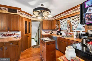 1819 Larkin Rd, Upper Chichester, PA 19061 - Photo 23