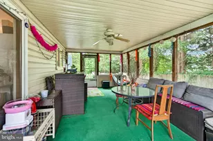 618 Creekside Ln, Wallingford, PA 19086 - Photo 43