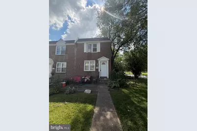 2 Ashbourne Road, Darby, PA 19023 - Photo 1