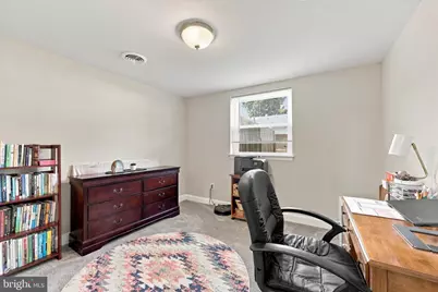 515 Hazel Avenue, Folsom, PA 19033 - Photo 17