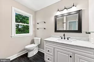 100 Park Ln, Glen Mills, PA 19342 - Photo 23