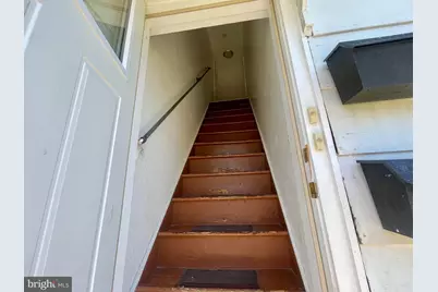 2700 Edgmont Avenue #B, Brookhaven, PA 19015 - Photo 3
