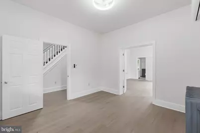 63 W Greenwood Avenue, Lansdowne, PA 19050 - Photo 9