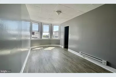 27 E 7th Street, Chester, PA 19013 - Photo 9