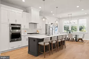359 W Horseshoe Trail, Newtown Square, PA 19073 - Photo 11