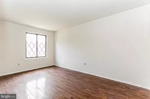 5200 Hilltop Dr, Brookhaven, PA 19015 - Photo 13