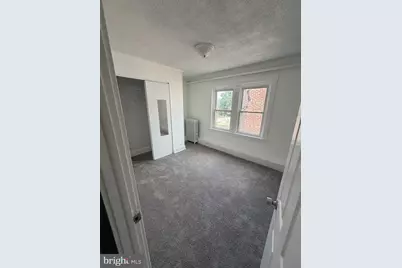 936 Simpson, Crum Lynne, PA 19022 - Photo 11