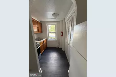 936 Simpson, Crum Lynne, PA 19022 - Photo 5