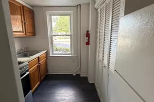 936 Simpson, Crum Lynne, PA 19022 - Photo 5