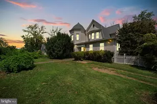 333 Oak Ave, Sharon Hill, PA 19079 - Photo 1