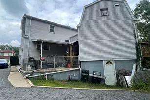 1829 Shallcross Ave, Folcroft, PA 19032 - Photo 3