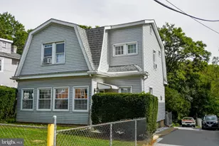 1829 Shallcross Ave, Folcroft, PA 19032 - Photo 3
