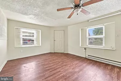 943 Maple Terrace, Darby, PA 19023 - Photo 5