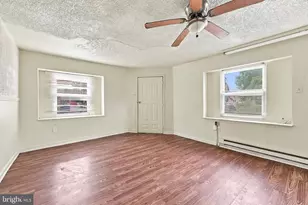 943 Maple Terrace, Darby, PA 19023 - Photo 5