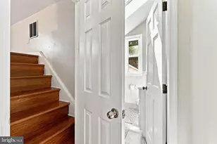 20 N Malin Rd, Broomall, PA 19008 - Photo 25