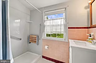 244 E Turnbull Ave, Havertown, PA 19083 - Photo 19
