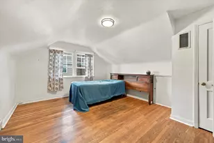 244 E Turnbull Ave, Havertown, PA 19083 - Photo 17