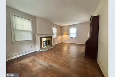 924 Madison Avenue, Prospect Park, PA 19076 - Photo 5