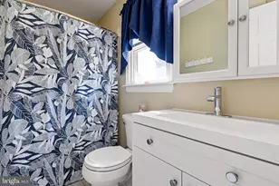677 Meetinghouse Rd, Upper Chichester, PA 19061 - Photo 13