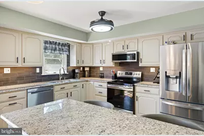 677 Meetinghouse Road, Upper Chichester, PA 19061 - Photo 5