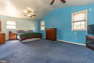 1033 Galbreath Ave, Upper Chichester, PA 19061 - Photo 25