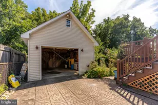 1033 Galbreath Ave, Upper Chichester, PA 19061 - Photo 21